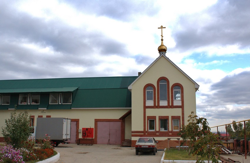 Церковь Николая Чудотворца, Самара (Самара, город, Самарская область). дополнительная информация, Служебный корпус прихода с воскресной школой