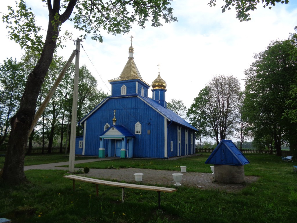 Церковь Троицы Живоначальной, Старые Пески (Берёзовский район, Беларусь, Брестская область). фасады