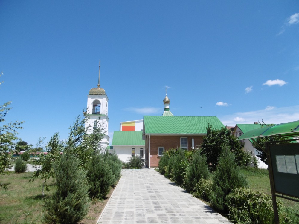 Кучугуры. Церковь Александра Невского. фасады, Южный фасад церкви