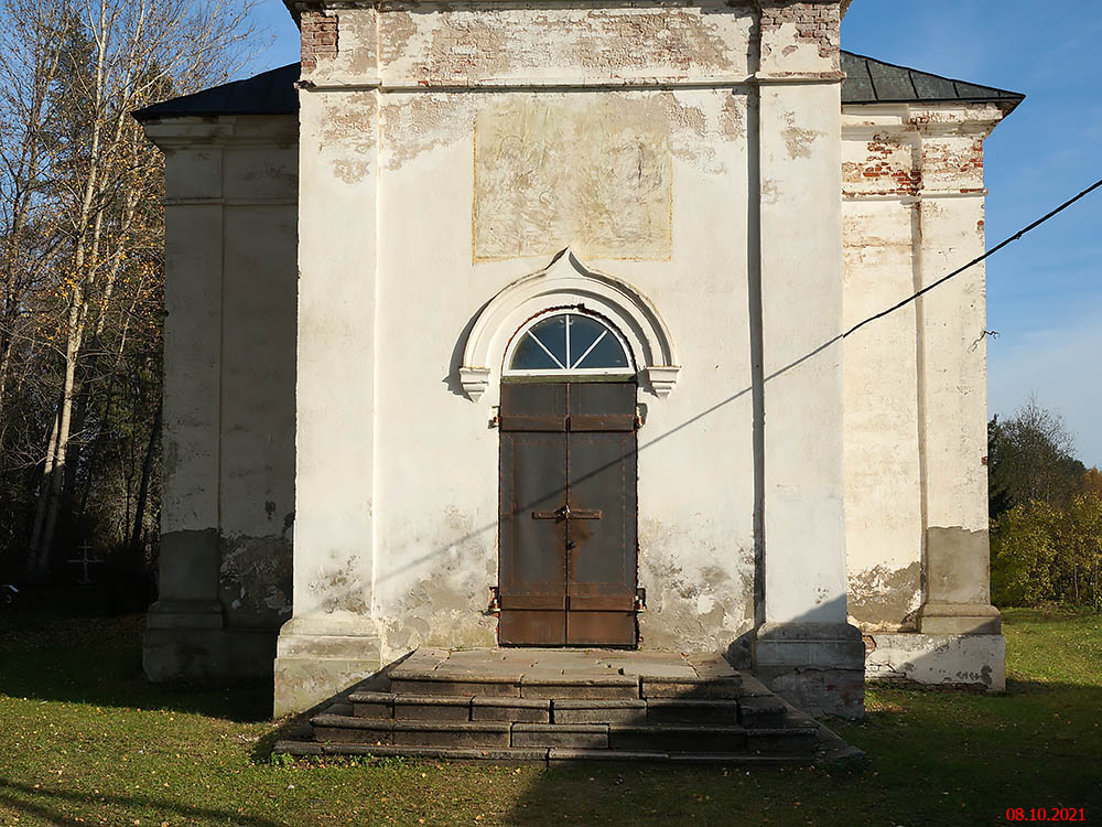 Церковь Рождества Пресвятой Богородицы, Кирва (Пестовский район, Новгородская область). архитектурные детали