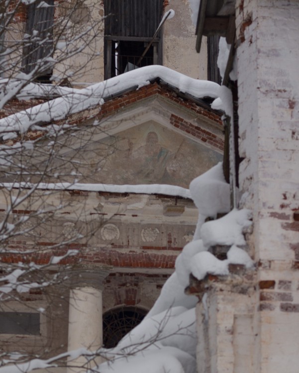 Церковь Георгия Победоносца, Юрьево (Петрово) (Окуловский район, Новгородская область). архитектурные детали