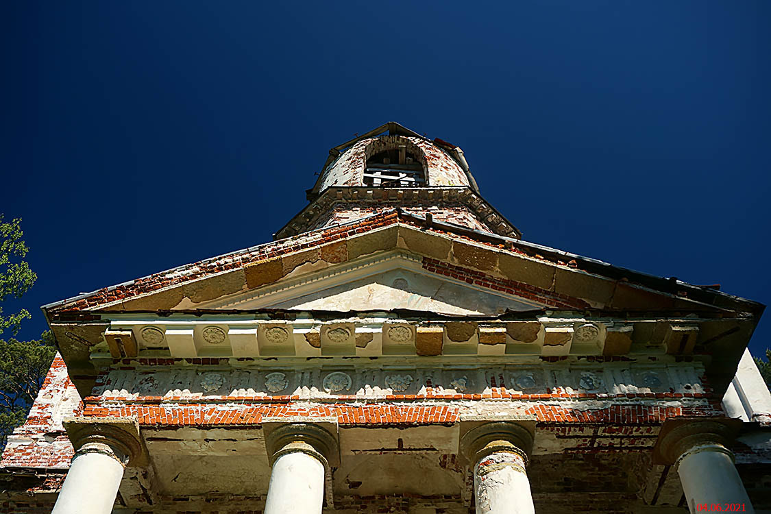 Юрьево (Петрово). Церковь Георгия Победоносца. архитектурные детали