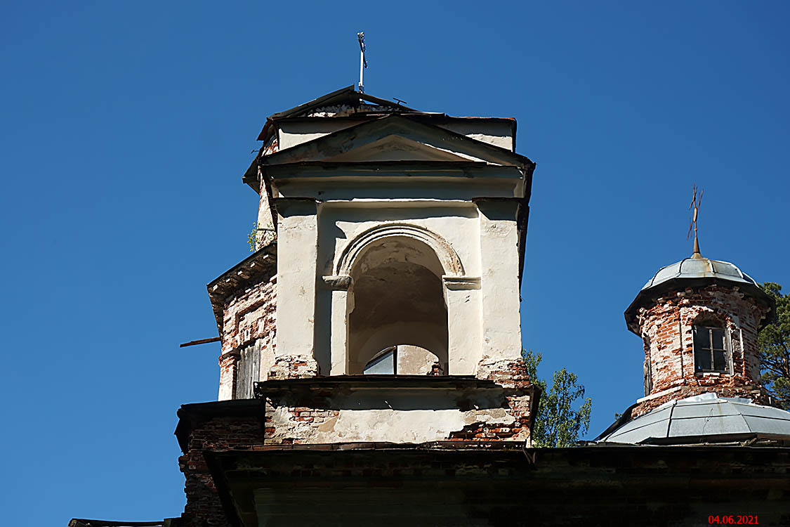 Церковь Георгия Победоносца, Юрьево (Петрово) (Окуловский район, Новгородская область). архитектурные детали