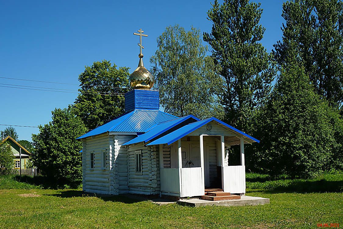 Церковь Пантелеимона Целителя, Топорок (Окуловский район, Новгородская область). фасады
