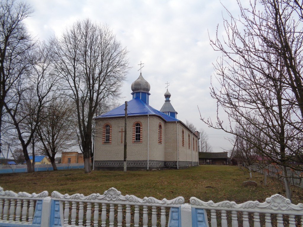 Хомск. Церковь Покрова Пресвятой Богородицы. фасады