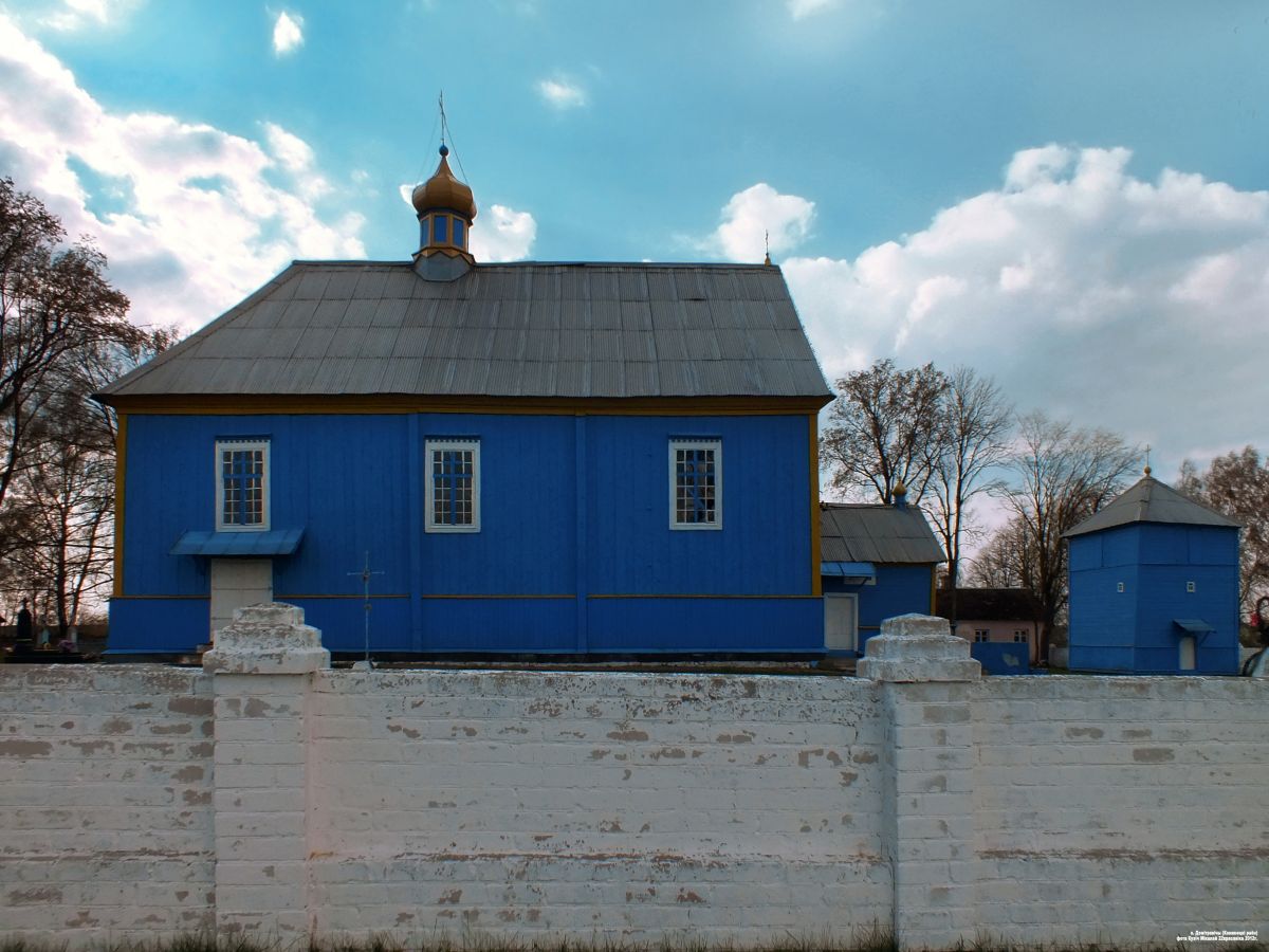 Дмитровичи. Церковь Спаса Преображения. фасады