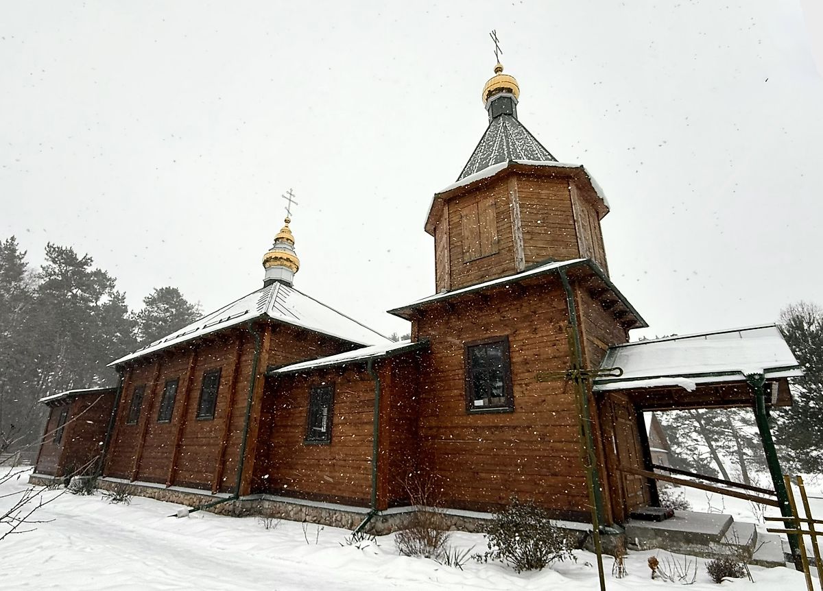 Вид с северо-запада, фасады. Церковь Николая Чудотворца, Мурины Малые (Каменецкий район, Беларусь, Брестская область)