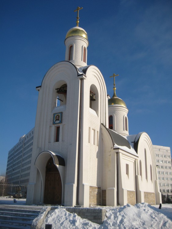 Церковь Димитрия Донского при базе ОМОНа, Строгино (Северо-Западный административный округ (СЗАО), г. Москва). фасады