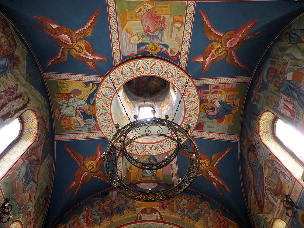 Церковь Димитрия Донского при базе ОМОНа, Строгино (Северо-Западный административный округ (СЗАО), г. Москва). интерьер и убранство