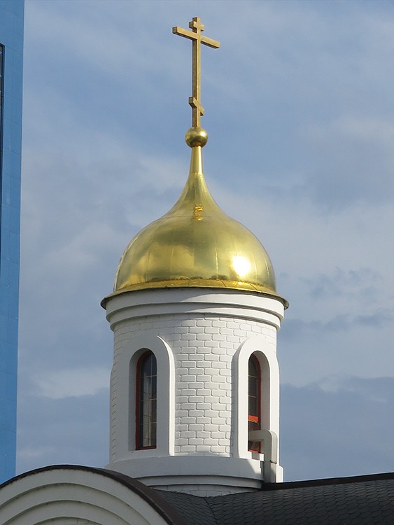 Строгино. Церковь Димитрия Донского при базе ОМОНа. фасады
