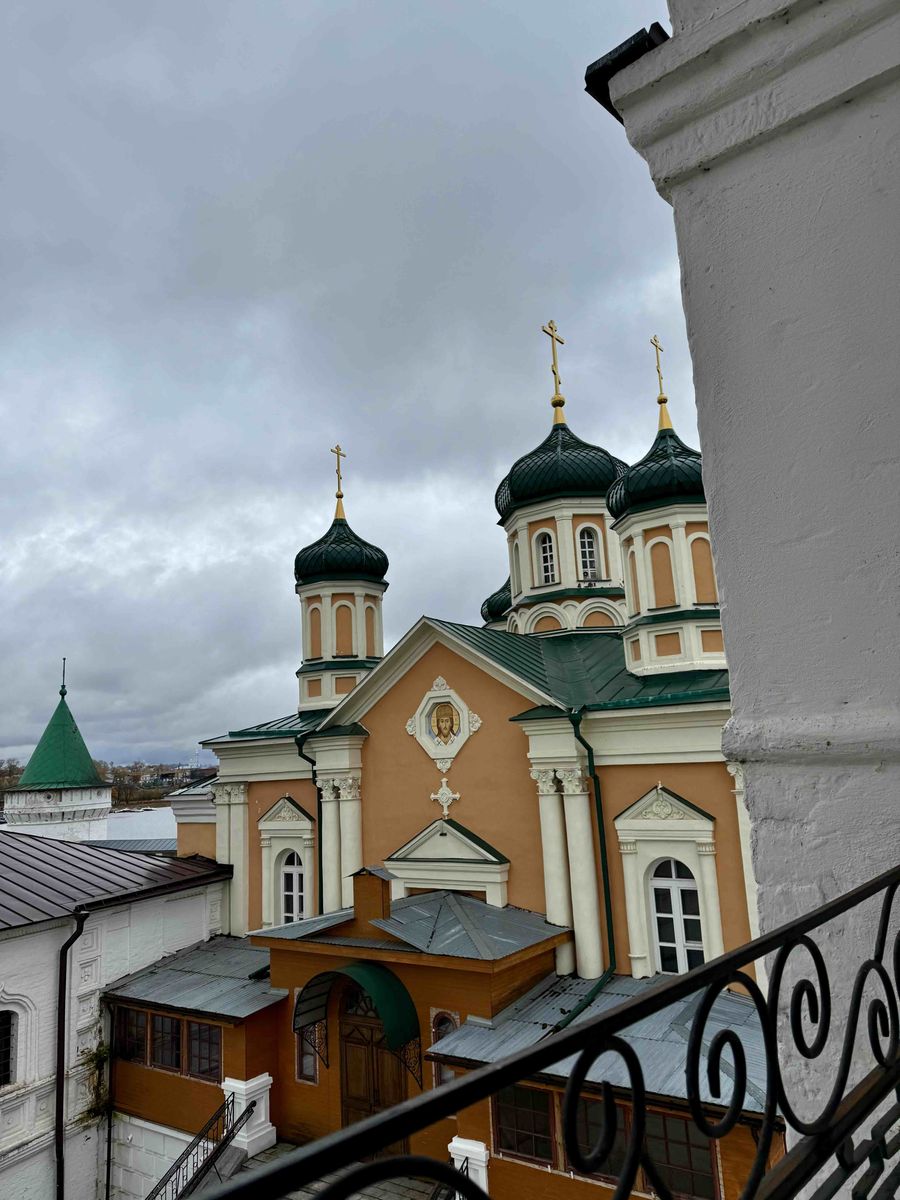 Троицкий Ипатьевский монастырь. Церковь Рождества Пресвятой Богородицы (новая), Кострома (Кострома, город, Костромская область). архитектурные детали