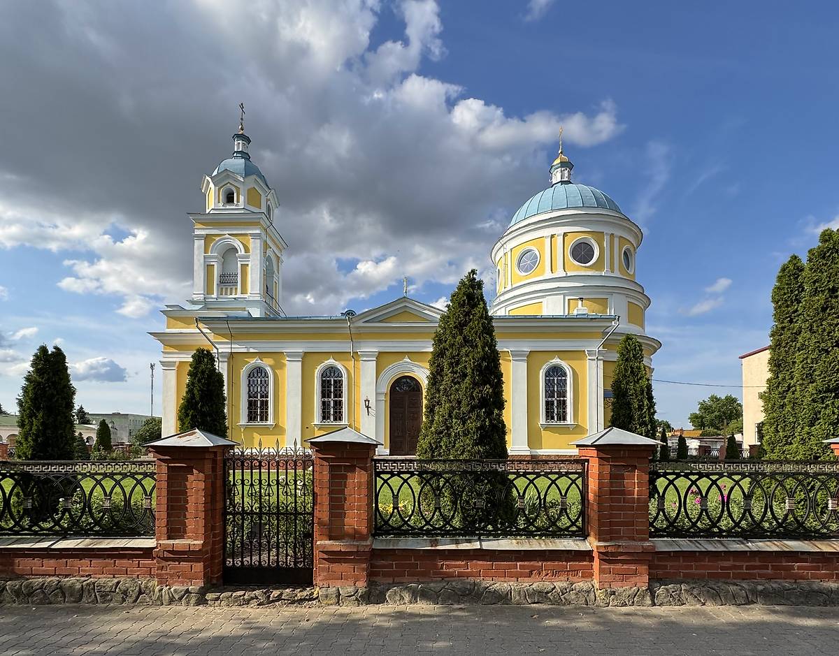 Вид с юга, фасады. Собор Александра Невского, Пружаны (Пружанский район, Беларусь, Брестская область)