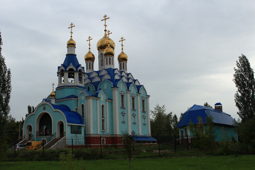 Самара. Церковь Собора Самарских Святых. фасады