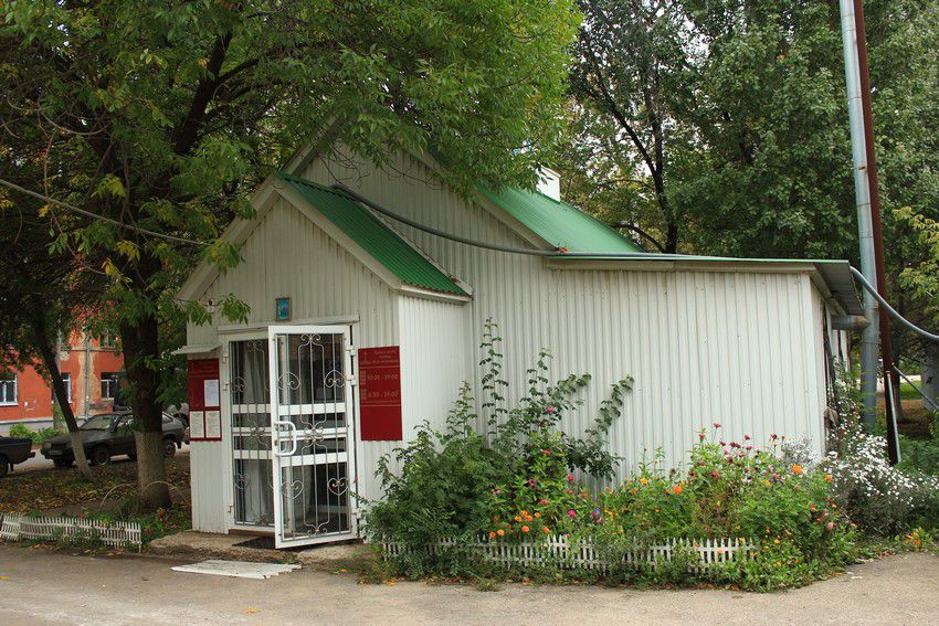 Церковь Жён-мироносиц на Московском шоссе (временная), Самара (Самара, город, Самарская область). общий вид в ландшафте, Вид от церкви иконы Божией Матери 