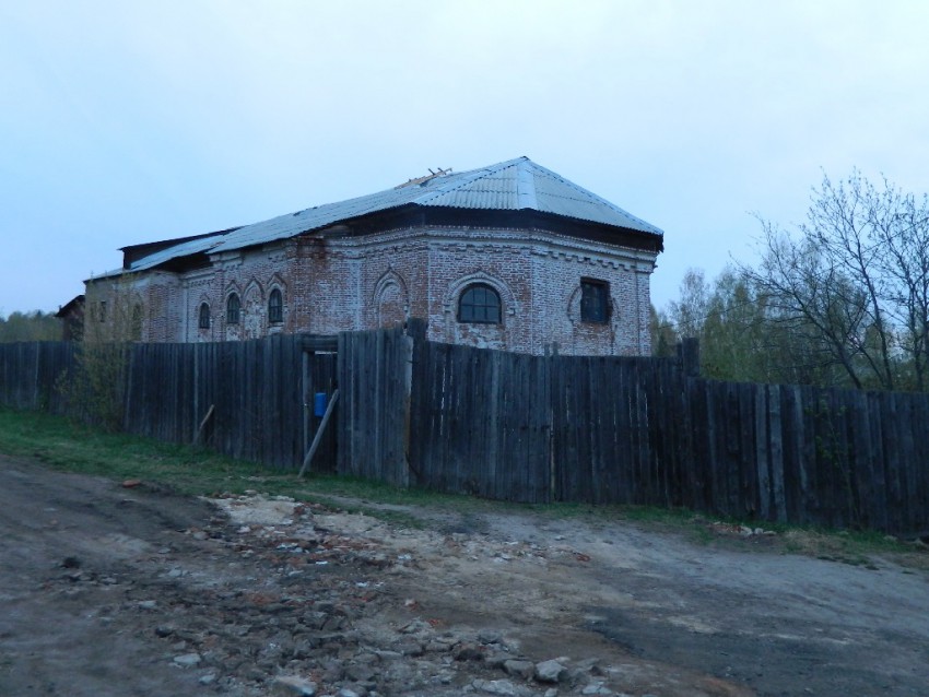 Котельнич. Церковь Александра Невского. фасады, Вид с юго-востока