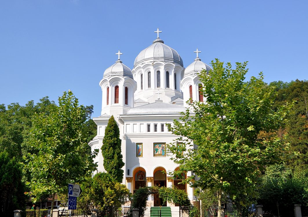 Церковь Благовещения Пресвятой Богородицы, Брашов (Брашов, Румыния). фасады