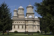 Собор Успения Пресвятой Богородицы, южный фасад<br>, Куртя-де-Арджеш, Арджеш, Румыния