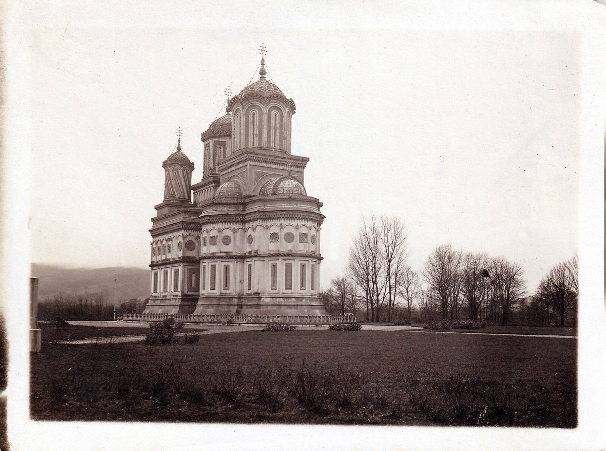 Фото 1941 г. с аукциона e-bay.de, архивная фотография. Собор Успения Пресвятой Богородицы, Куртя-де-Арджеш (Арджеш, Румыния)