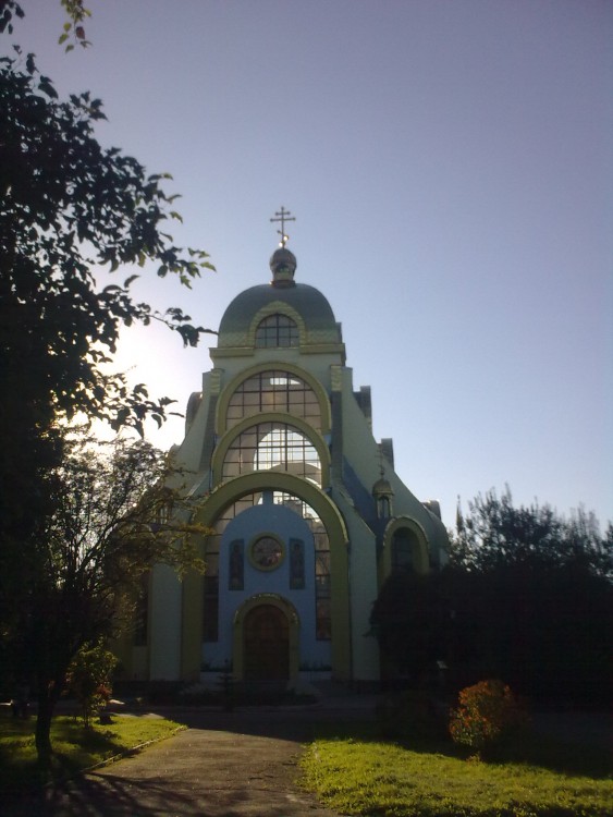 Церковь Бориса и Глеба, Львов (Львов, город, Украина, Львовская область). общий вид в ландшафте