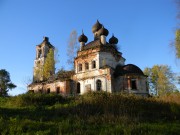 Спас-Шелутино. Троицы Живоначальной, церковь