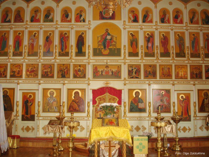 Церковь Георгия Победоносца на Краснослободском кладбище, Пятигорск (Пятигорск, город, Ставропольский край). интерьер и убранство, Иконостас