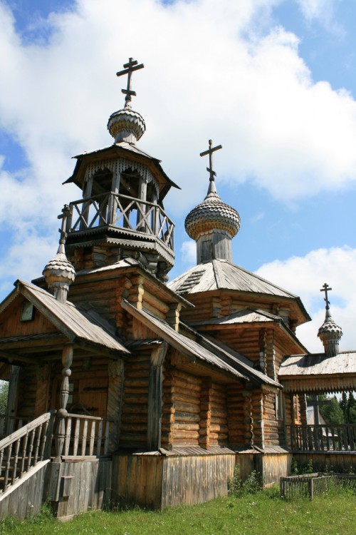 Церковь Николая и Александры, царственных страстотерпцев, Козьмодемьянск (Карагайский район, Пермский край). фасады