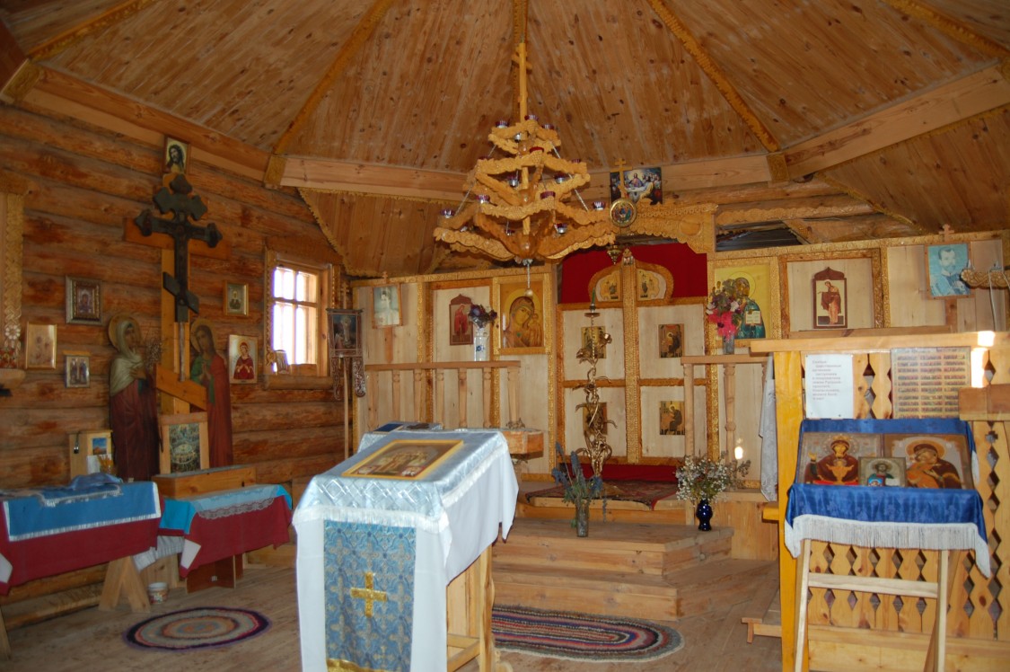 Церковь Николая и Александры, царственных страстотерпцев, Козьмодемьянск (Карагайский район, Пермский край). интерьер и убранство