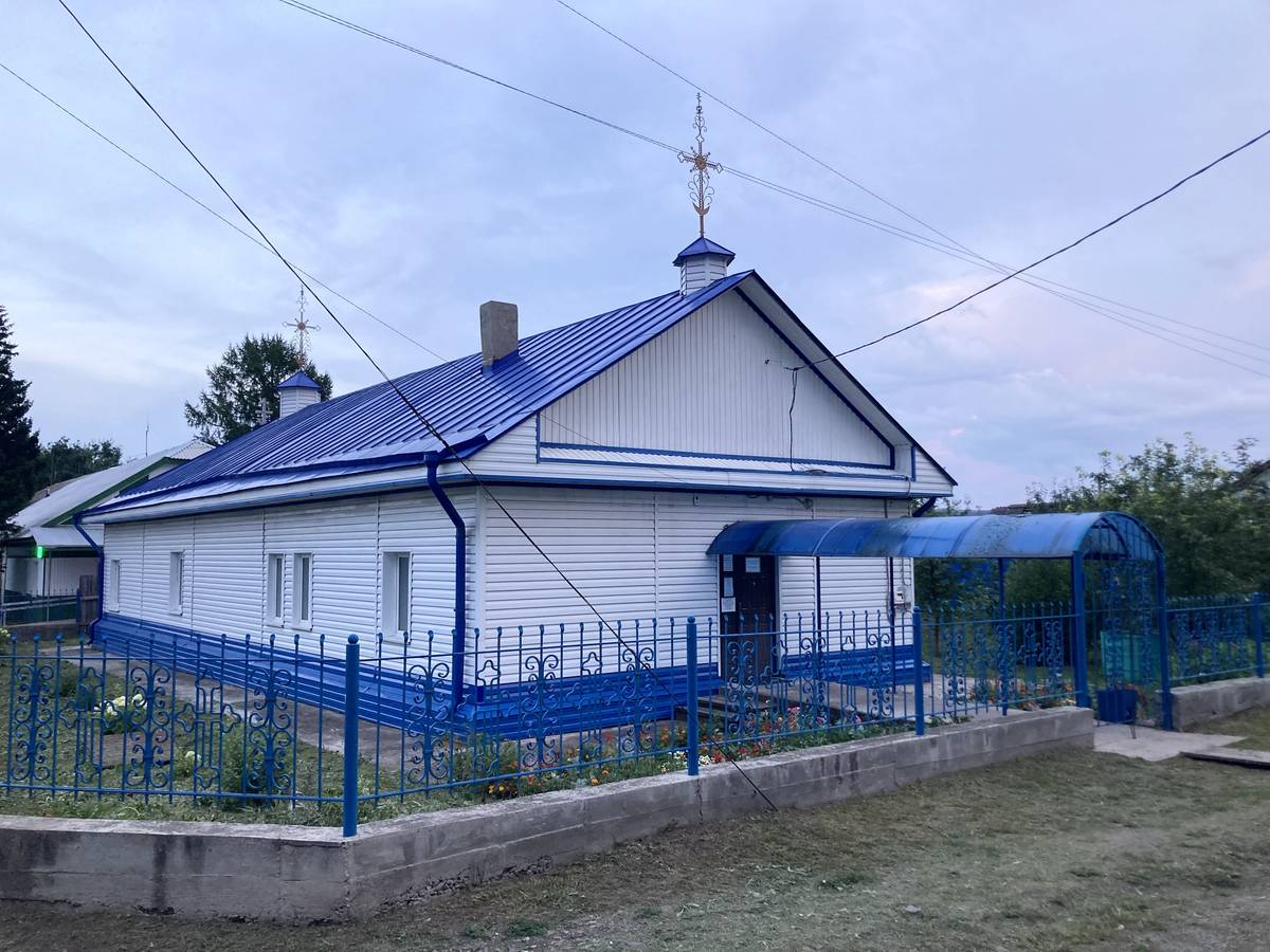 Вид с северо-запада, фасады. Церковь Сретения Господня, Копьёво (Орджоникидзевский район, Республика Хакасия)