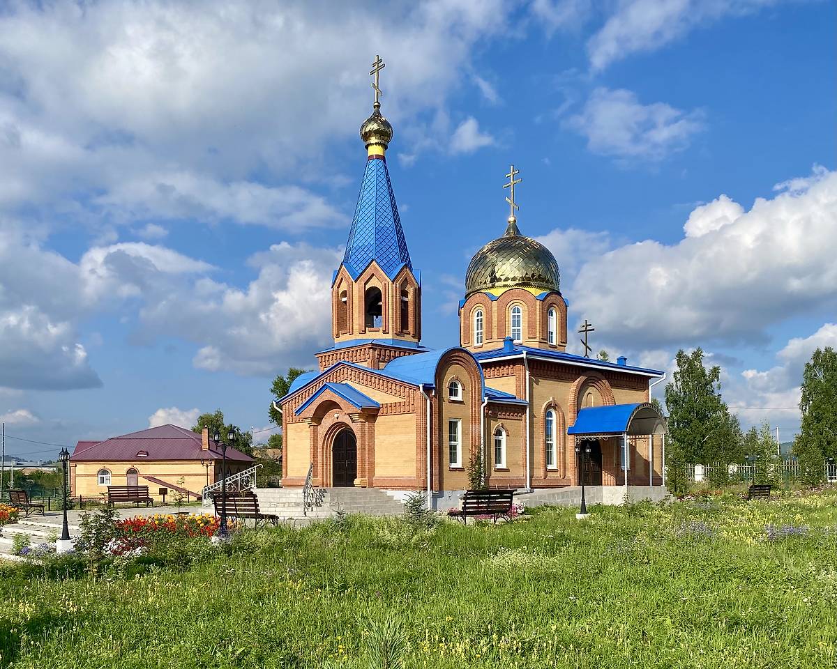 Вид с ЮЗ, фасады. Церковь Богоявления Господня, Туим (Ширинский район, Республика Хакасия)