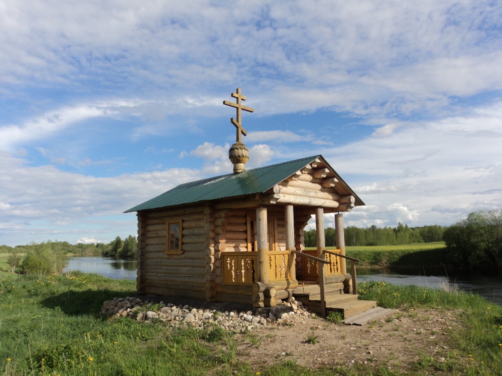 Враниковская. Часовня Иоанна Богослова. фасады, Часовня на берегу р. Кена.