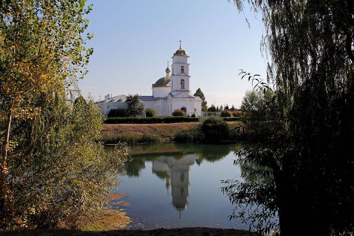 Церковь Николая Чудотворца (старая), Смышляевка (Волжский район, Самарская область). общий вид в ландшафте