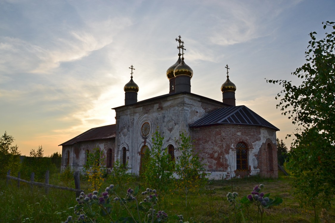 Церковь Николая Чудотворца, Слудная (Верховажский район, Вологодская область). общий вид в ландшафте