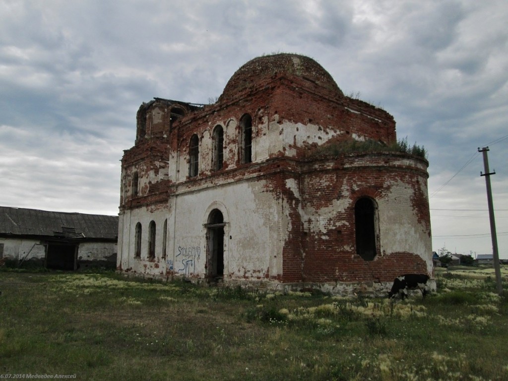 Столбово. Церковь Михаила Архангела. фасады