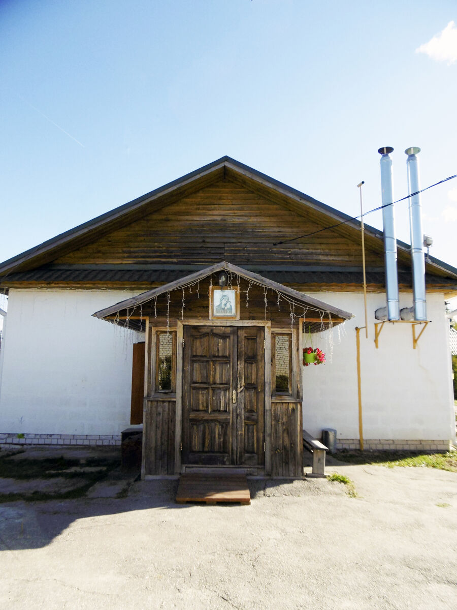 Церковь Казанской иконы Божией Матери (временная), Линда (Бор, ГО, Нижегородская область). архитектурные детали, Главные врата храма