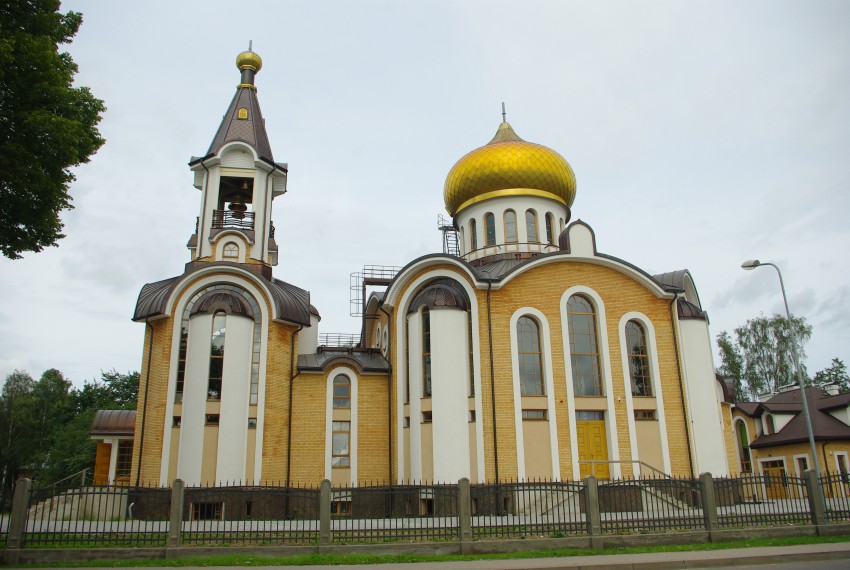 Рига. Церковь Новомучеников и исповедников Церкви Русской. фасады