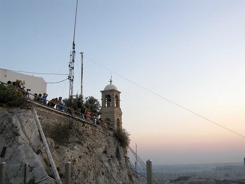 Церковь Георгия Победоносца, Афины (Αθήνα) (Аттика (Ἀττική), Греция). общий вид в ландшафте, Афины. Колокольня церкви Георгия Победоносца. 