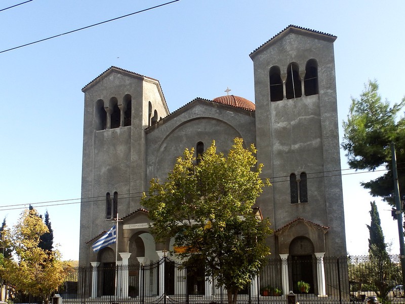 Афины (Αθήνα). Церковь Троицы Живоначальной. фасады