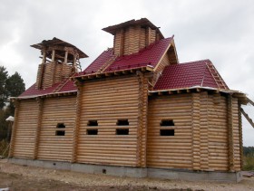 Североонежск. Церковь Пантелеимона Целителя