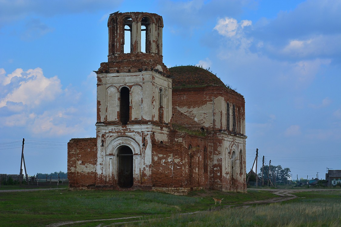 Церковь Михаила Архангела, Горшково (Шумихинский район, Курганская область). фасады, Разрушается храм. 