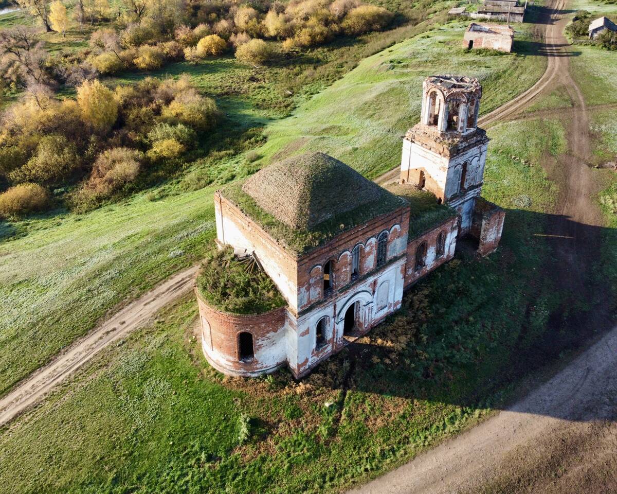 Горшково. Церковь Михаила Архангела. фасады, Вид с СВ