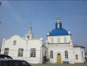 Владимиро-Александровское. Церковь Успения Пресвятой Богородицы