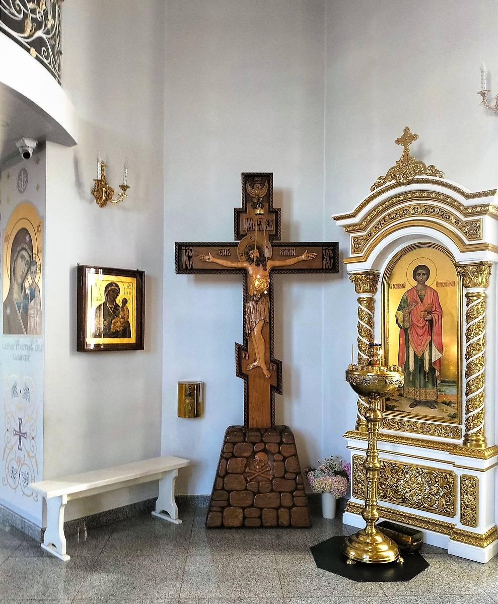 интерьер и убранство. Церковь Рождества Пресвятой Богородицы, Лазаревское (Сочи, город, Краснодарский край)