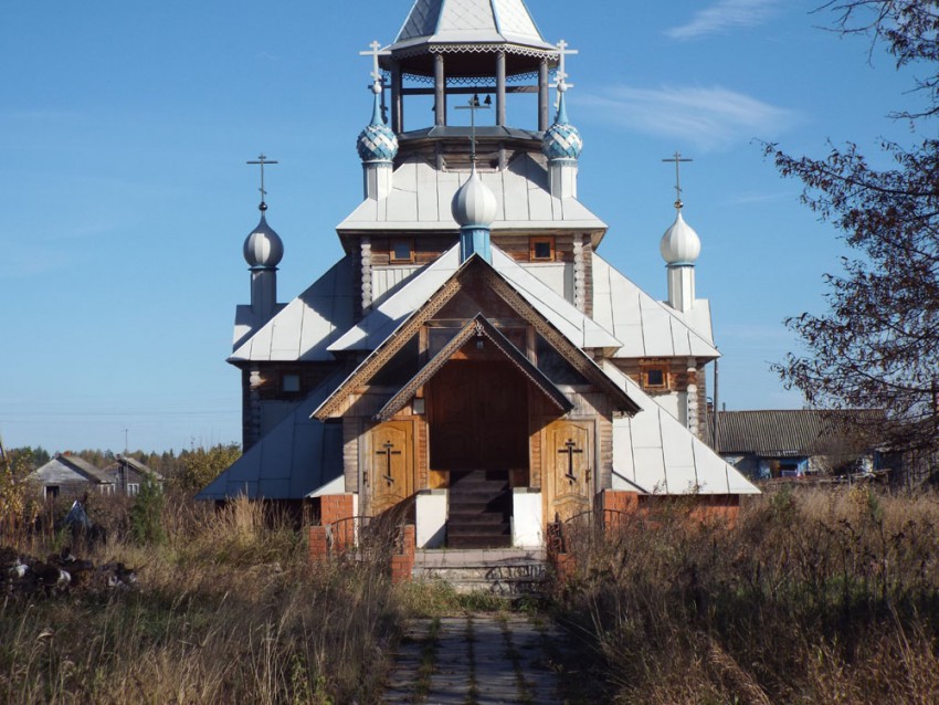 Церковь Николая и Александры, царственных страстотерпцев, Симаково (Верхнеландеховский район, Ивановская область). фасады
