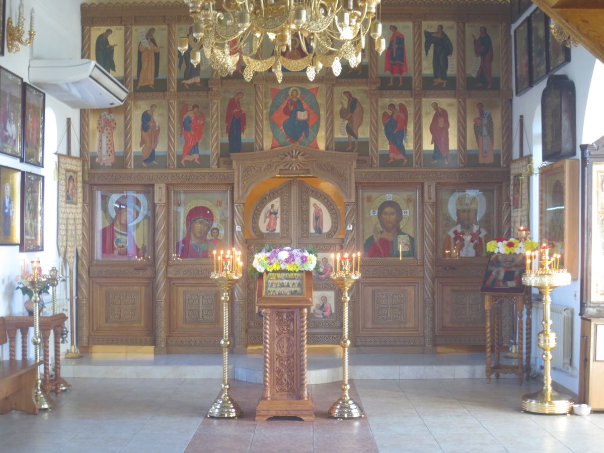 Церковь Иосифа Астраханского на Центральном кладбище, Волгоград (Волгоград, город, Волгоградская область). интерьер и убранство