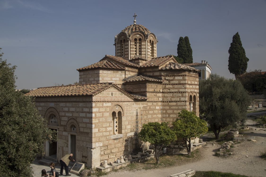 Афины (Αθήνα). Церковь Двенадцати апостолов (Агии Апостоли Солаки). фасады, вид с юго-запада