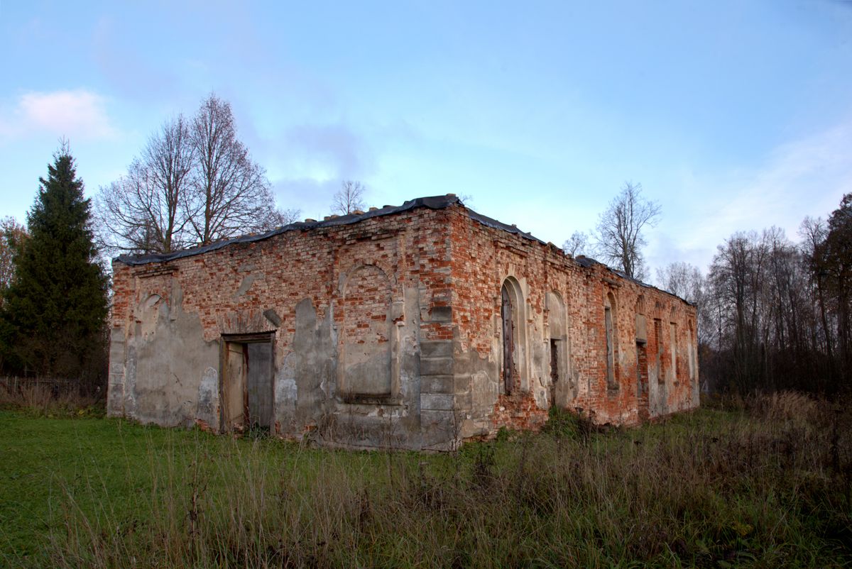 Церковь Благовещения Пресвятой Богородицы (старая), Сретенье (Сретенское на Черемхе) (Рыбинский район, Ярославская область). фасады