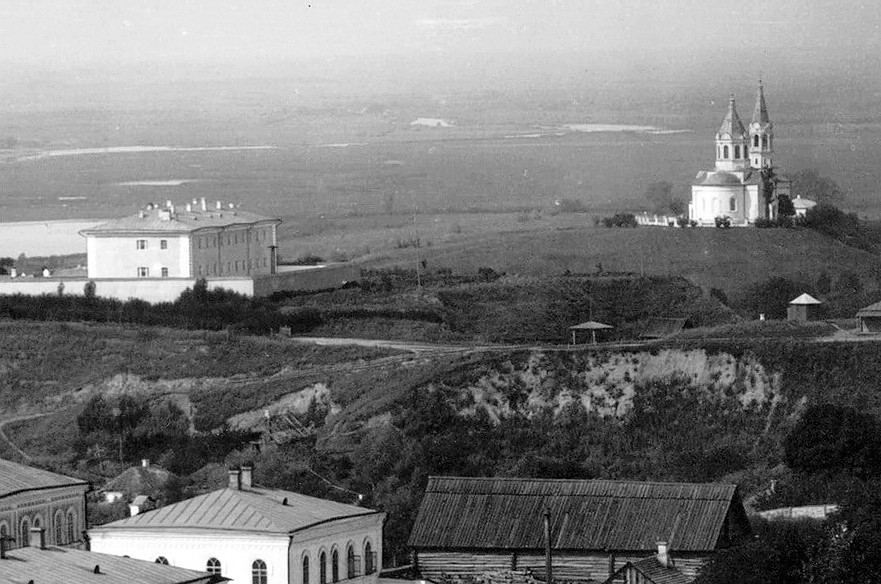 Церковь Николая Чудотворца, Путивль (Конотопский район, Украина, Сумская область). архивная фотография, Фото из архива humus.livejournal.com. (кадрировано)