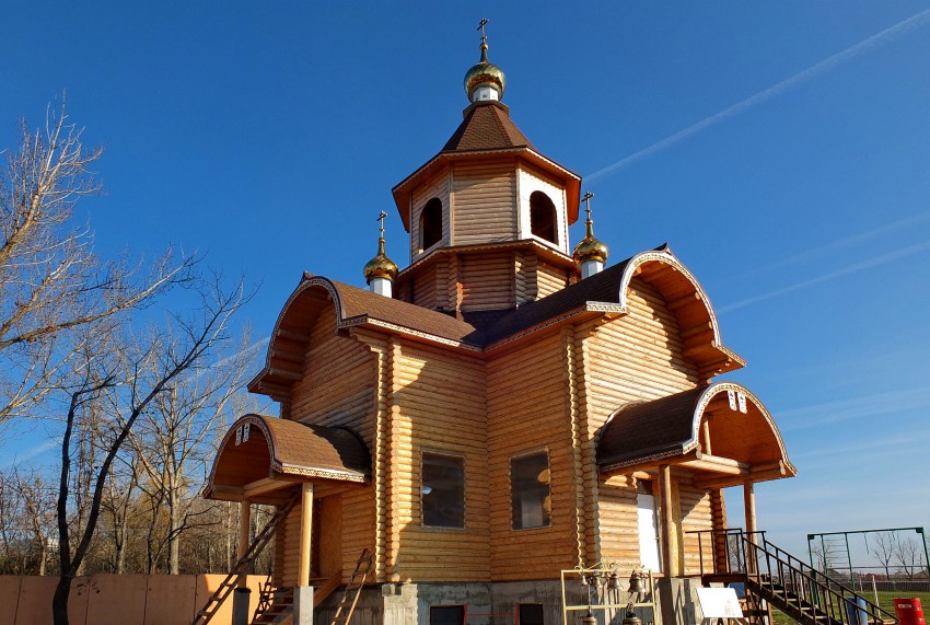 Церковь Алексия царевича, Шахты (Шахты, город, Ростовская область). общий вид в ландшафте