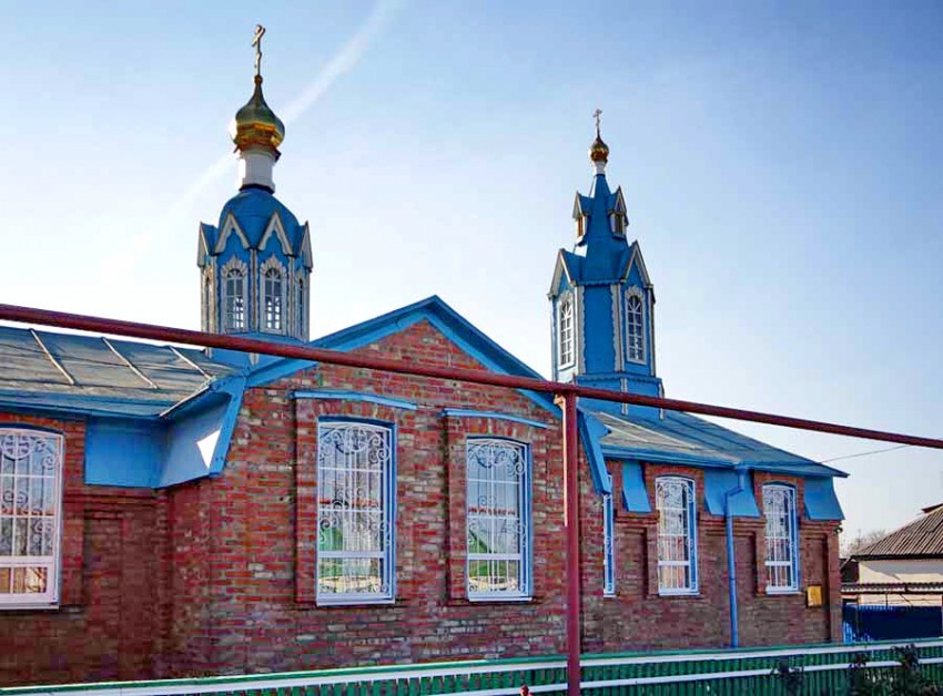 Церковь Михаила Архангела, Каменоломни (Октябрьский район, Ростовская область). фасады