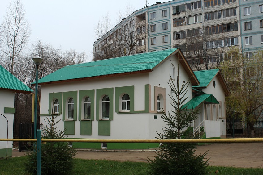 Церковь Троицы Живоначальной на Воронежских озёрах (старая), Самара (Самара, город, Самарская область). дополнительная информация, Дом причта и церковно-приходской школы на прихрамовой территории